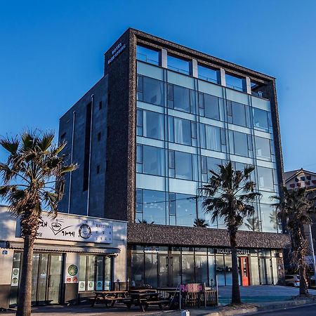 Blue Spring Hotel Jeju Exterior foto